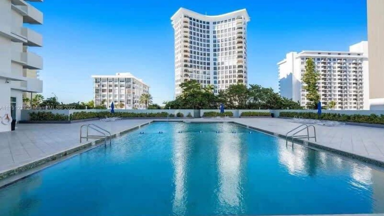 Photo of Outdoor in Mid Beach