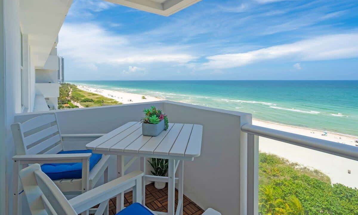 Photo of Outdoor in Mid Beach