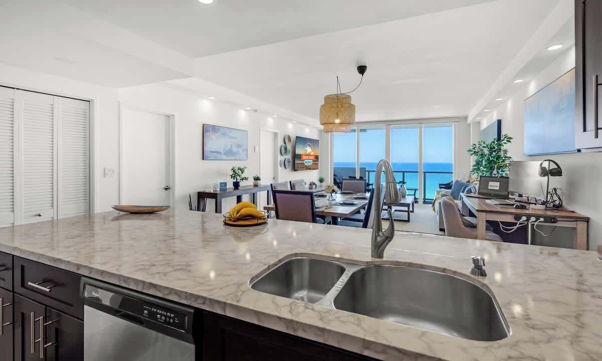 Photo of Kitchen in Mid Beach