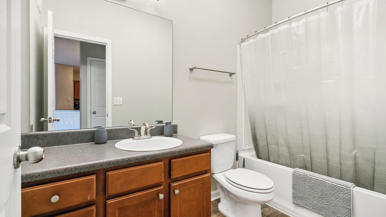 Photo of Bathroom in Valley