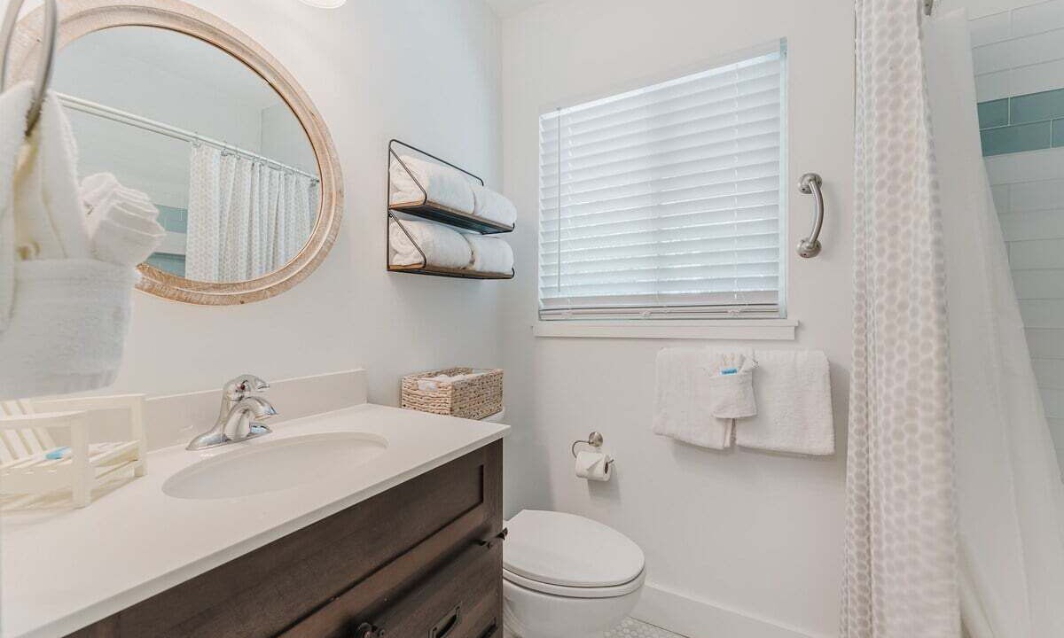 Photo of Bathroom in Saint Simons Heights