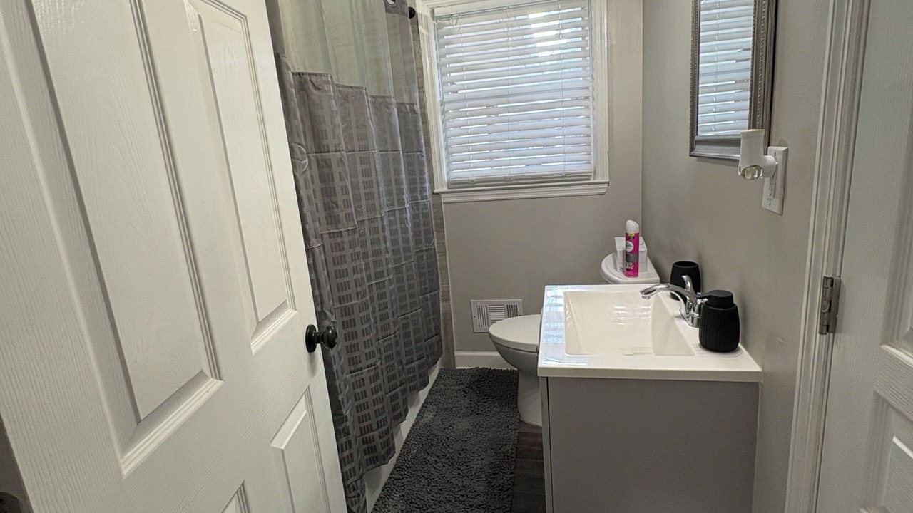 Photo of Bathroom in Conley