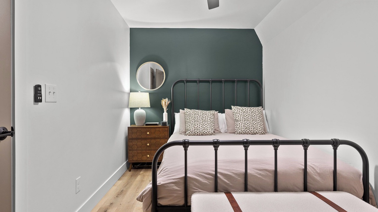 Photo of Bedroom in Trenton