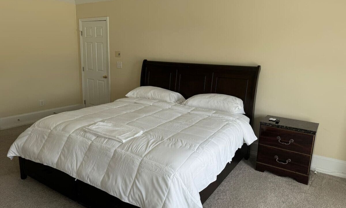 Photo of Bedroom in Stockbridge