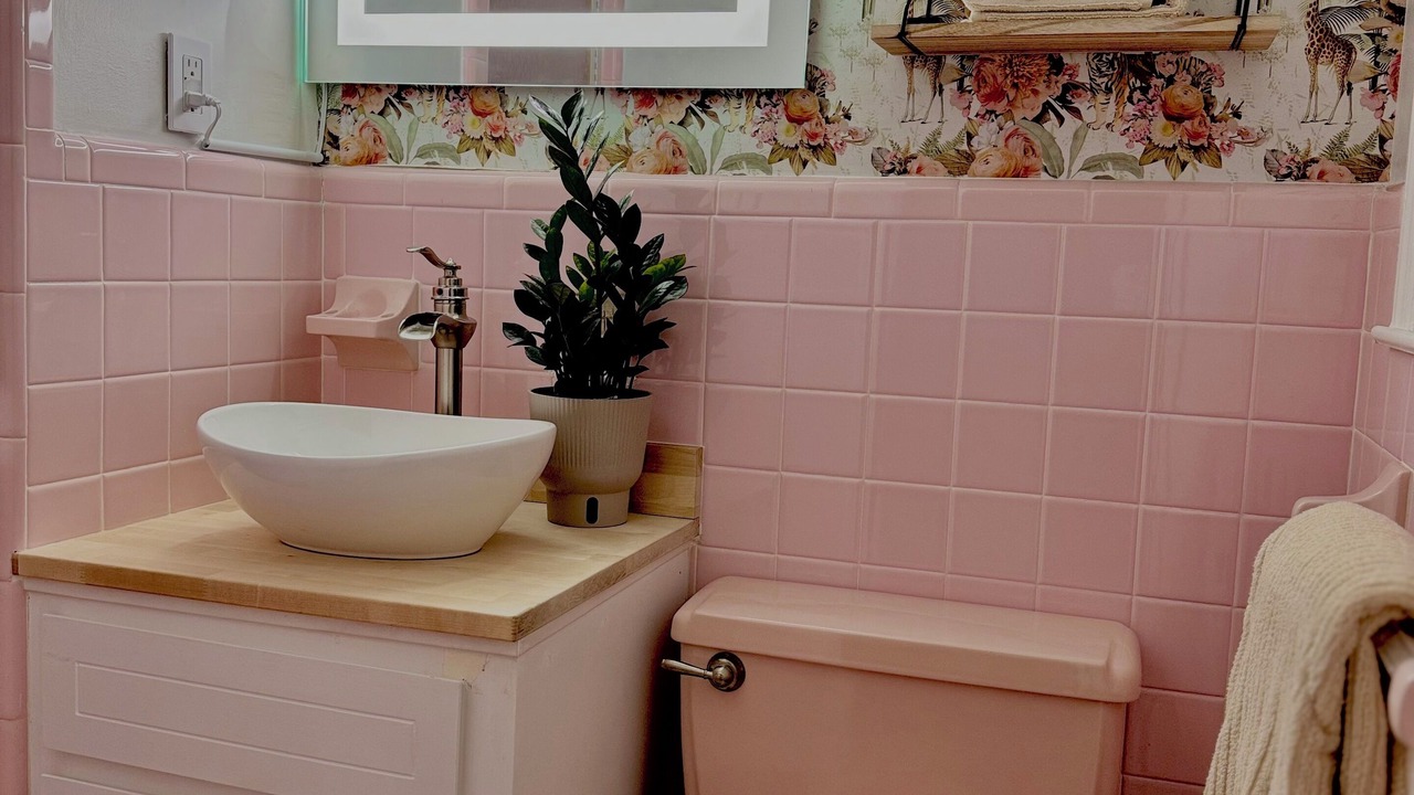 Photo of Bathroom in Jones County