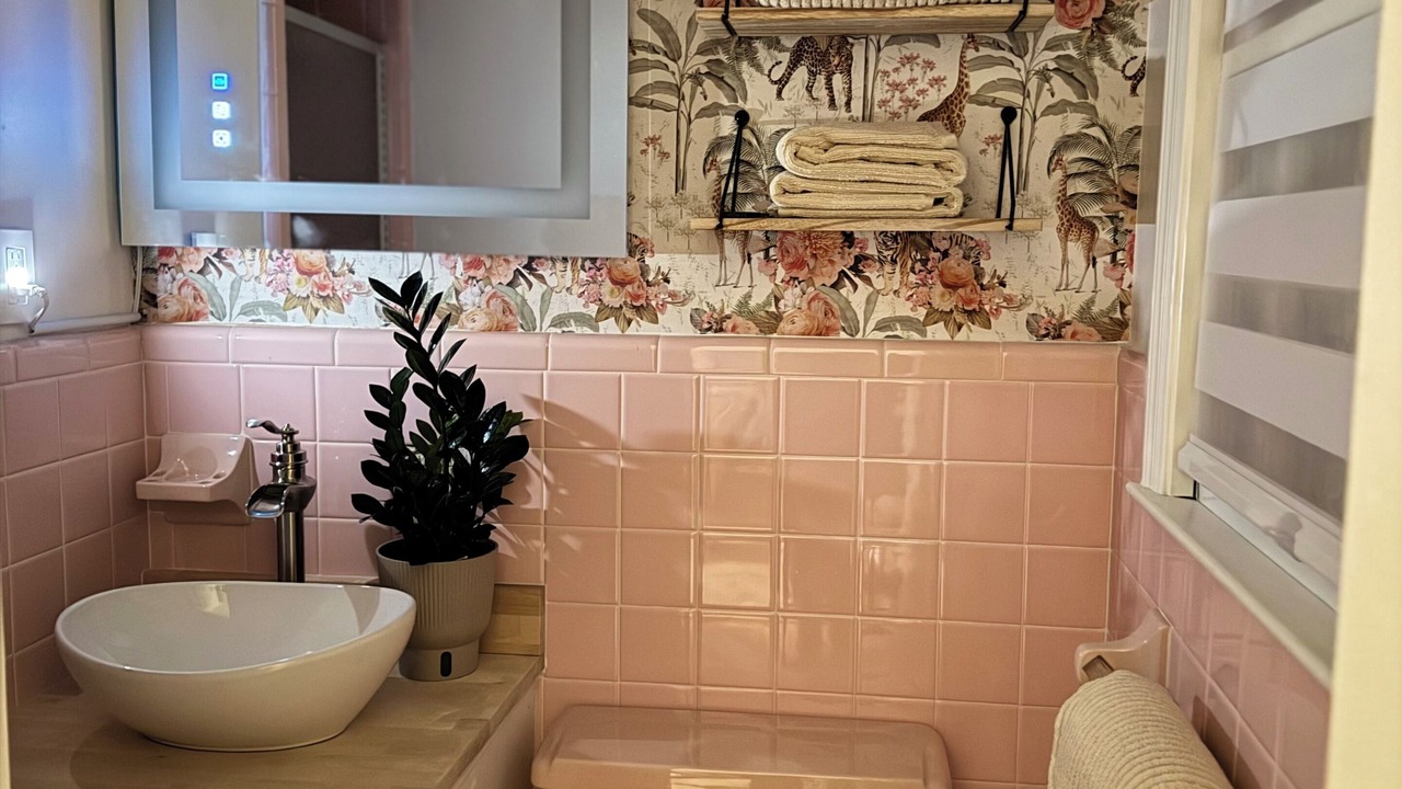 Photo of Bathroom in Jones County