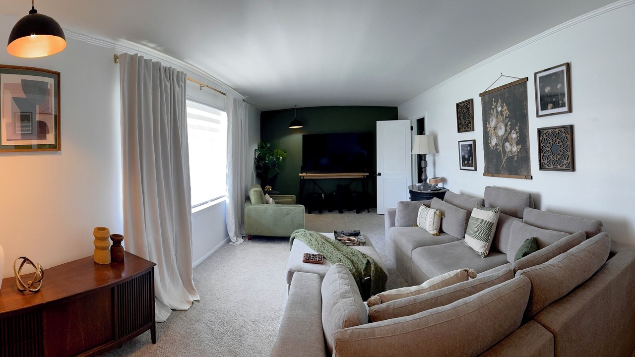 Photo of Livingroom in Jones County