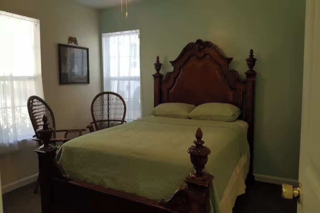 Photo of Bedroom in Mooresville