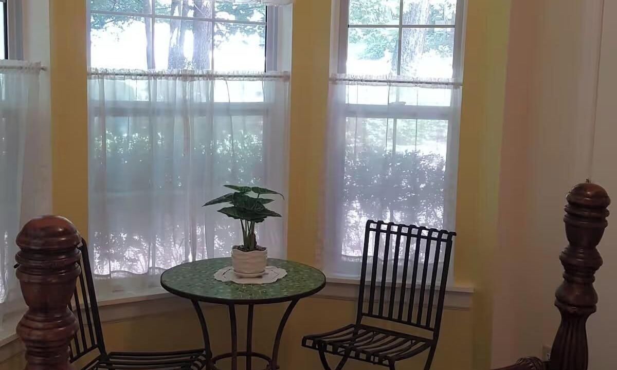Photo of Bedroom in Mooresville