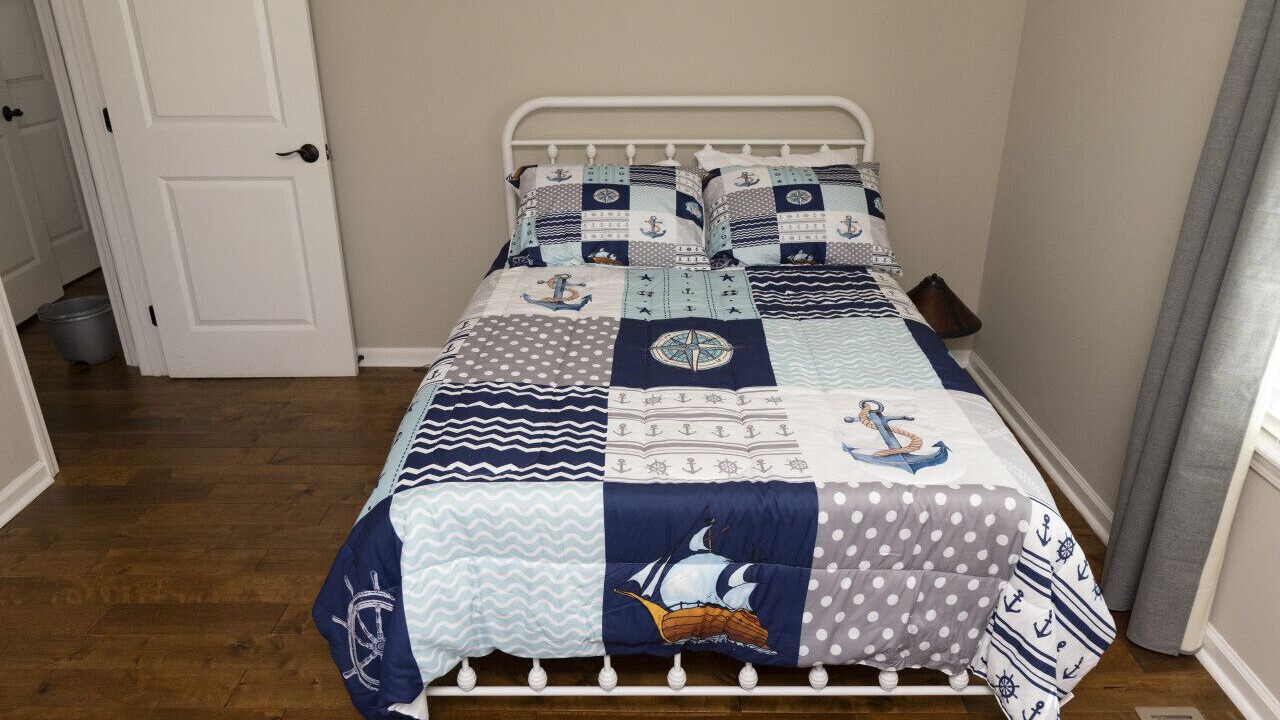 Photo of Bedroom in Jackson