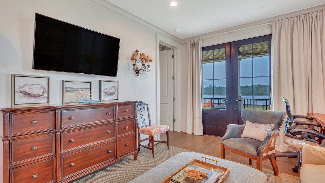 Photo of Livingroom in Hitch Village - Fred Wessels Homes
