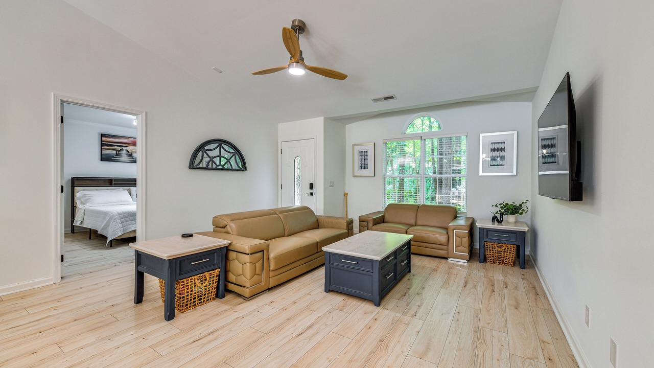 Photo of Livingroom in Mooresville