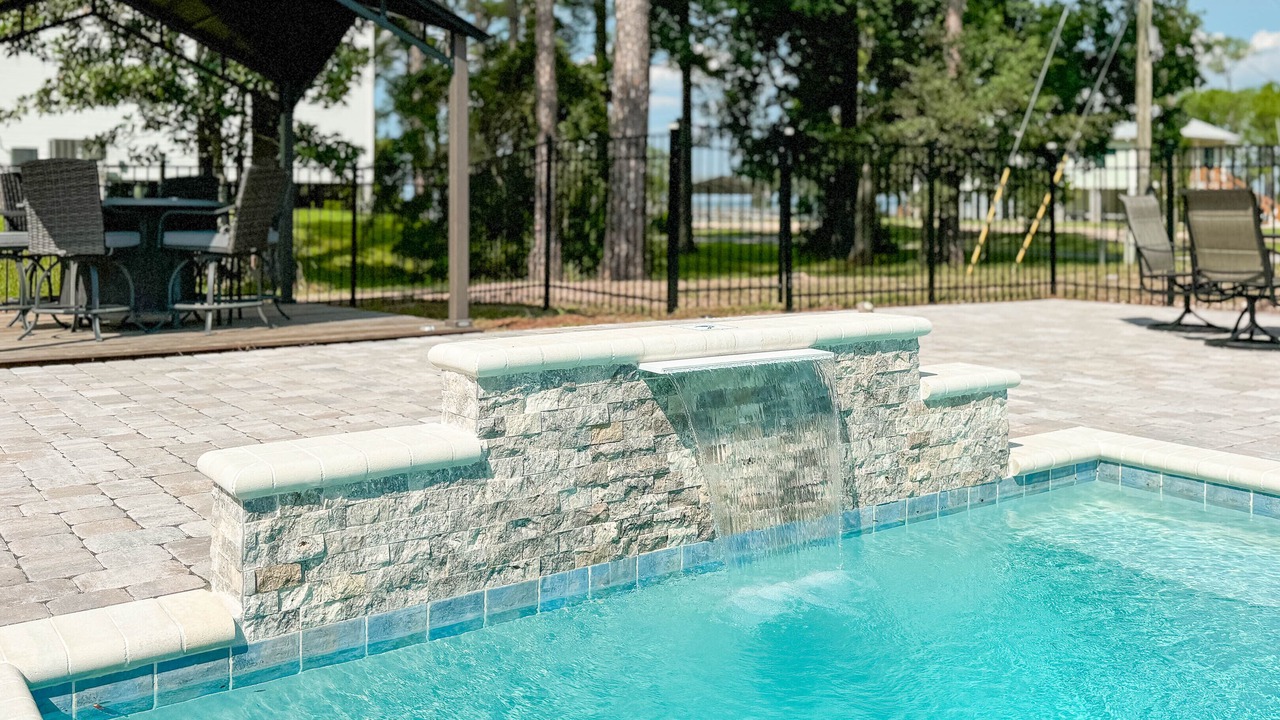 Photo of Outdoor in Oak Court