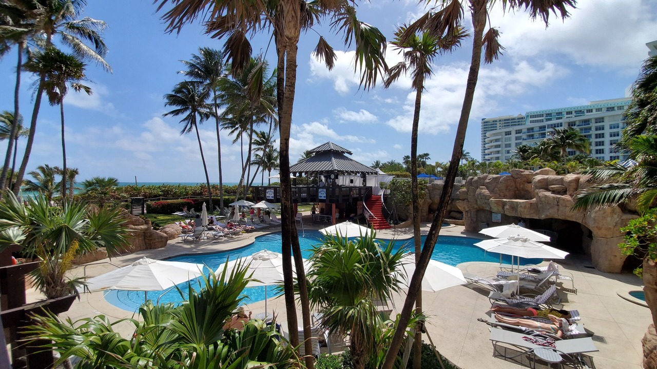 Photo of Outdoor in Mid Beach