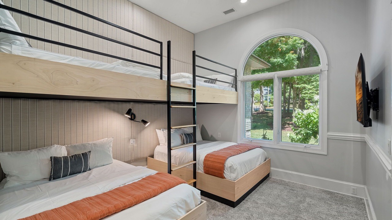 Photo of Bedroom in Mooresville