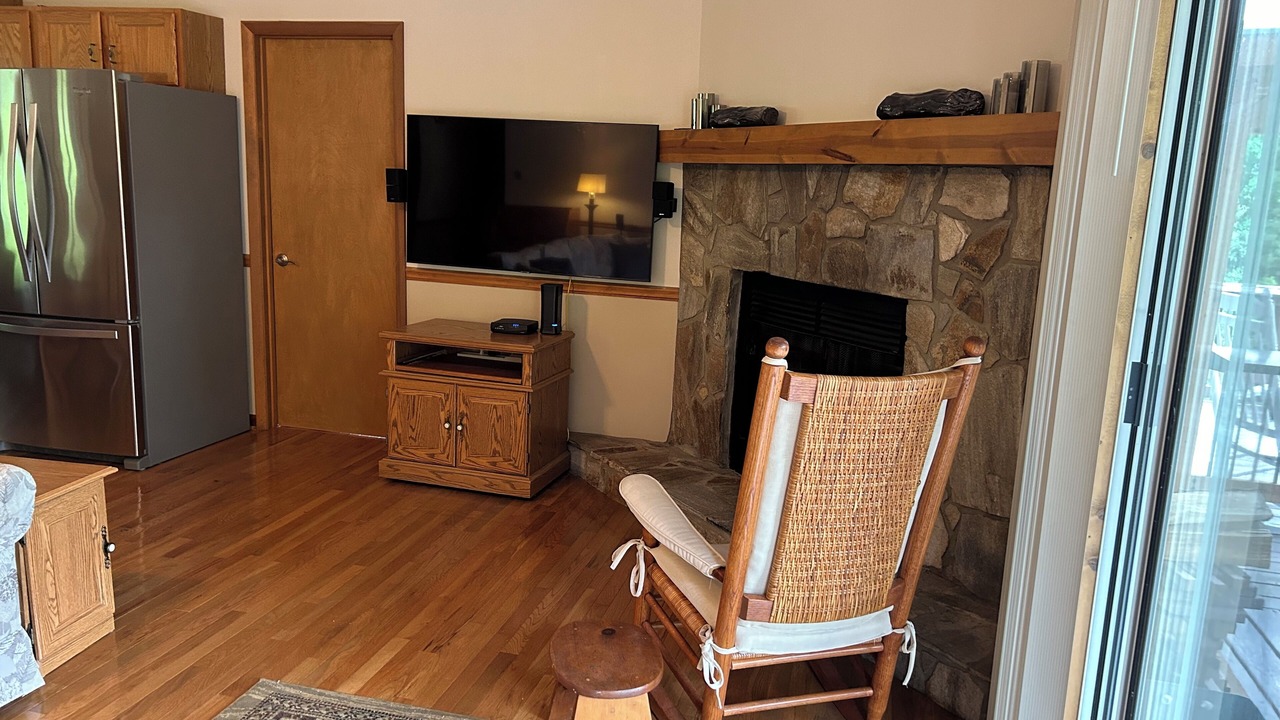 Photo of Bedroom in Maggie Valley