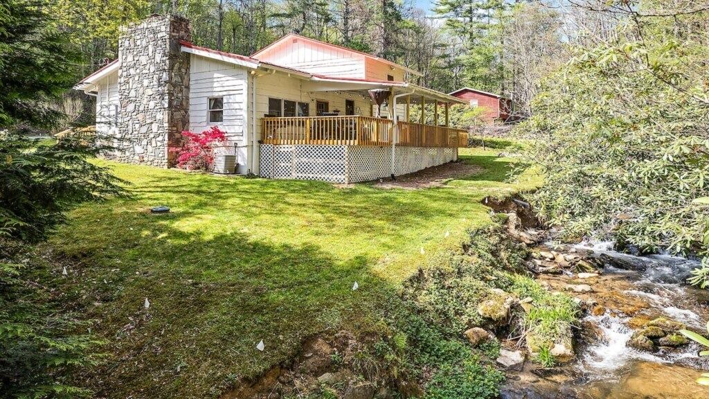 Photo of Others in Maggie Valley