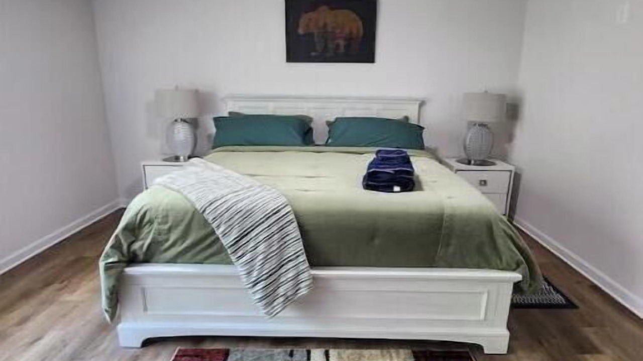 Photo of Bedroom in Riverdale