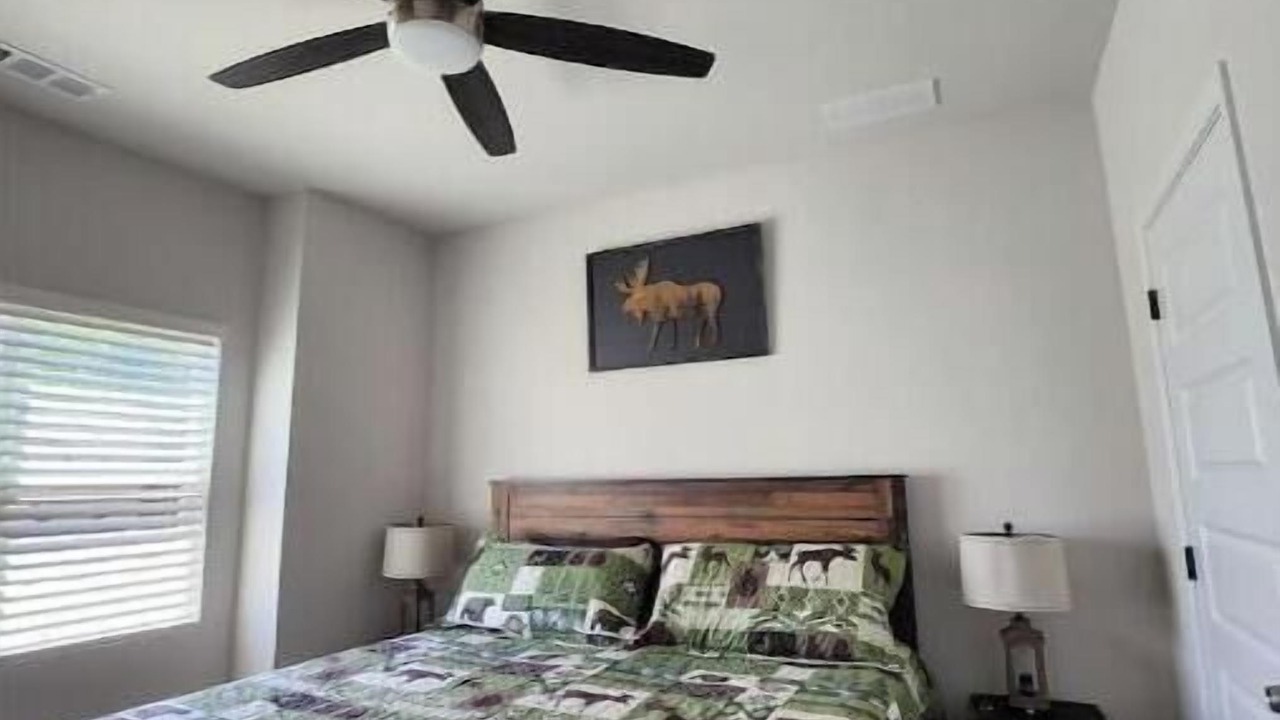 Photo of Bedroom in Riverdale