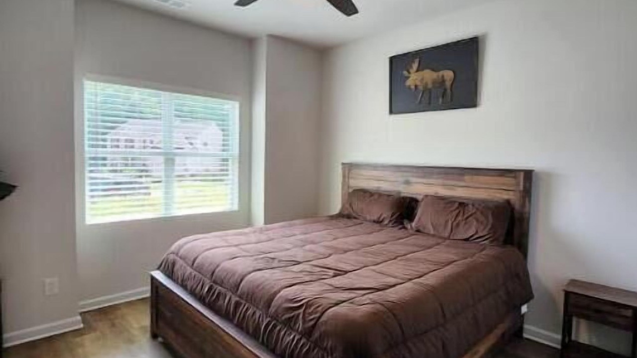 Photo of Bedroom in Riverdale