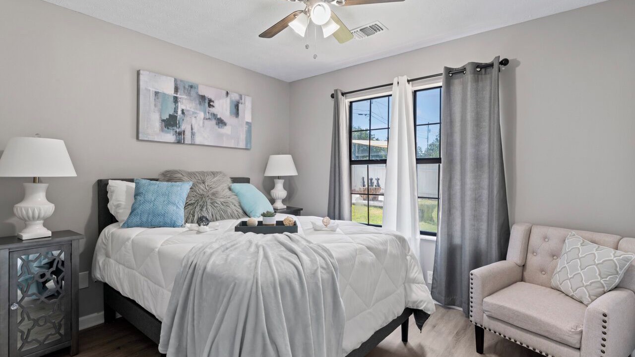 Photo of Bedroom in Irondale