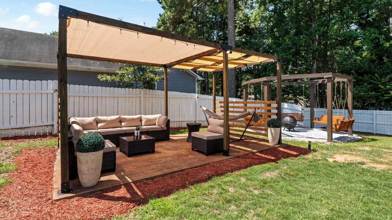 Photo of Patio Balcony in Irondale