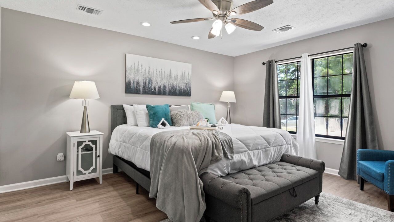 Photo of Bedroom in Irondale