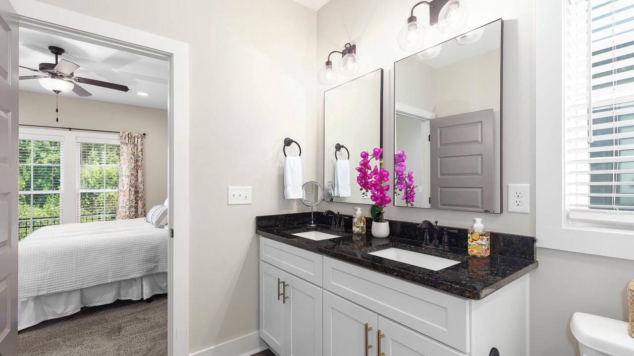 Photo of Bathroom in Auburn