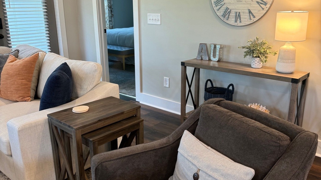 Photo of Livingroom in Auburn