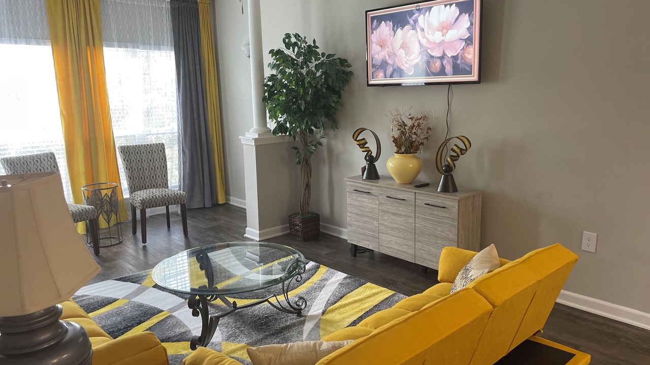 Photo of Livingroom in Sylvan Hills