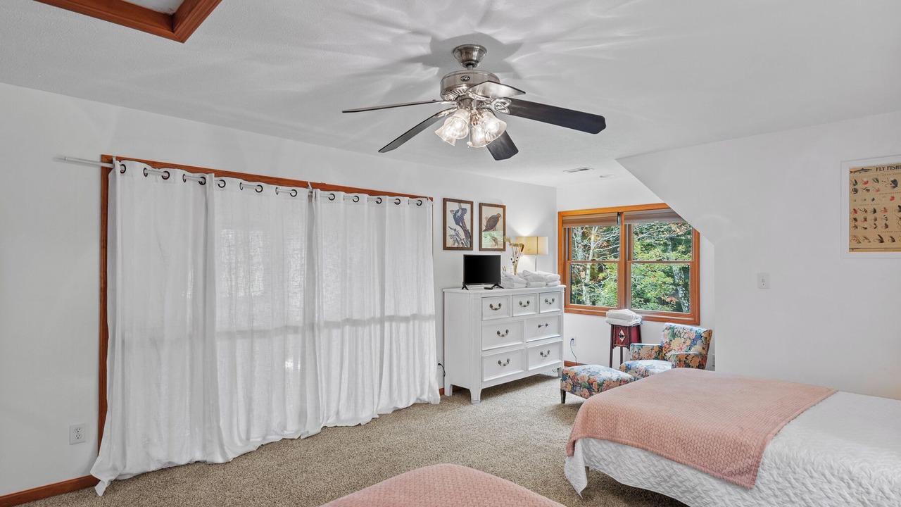 Photo of Bedroom in Altamont