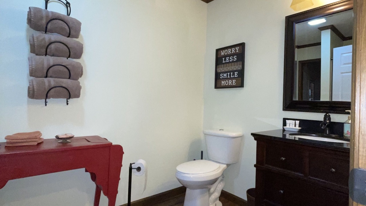 Photo of Bathroom in Hartsfield