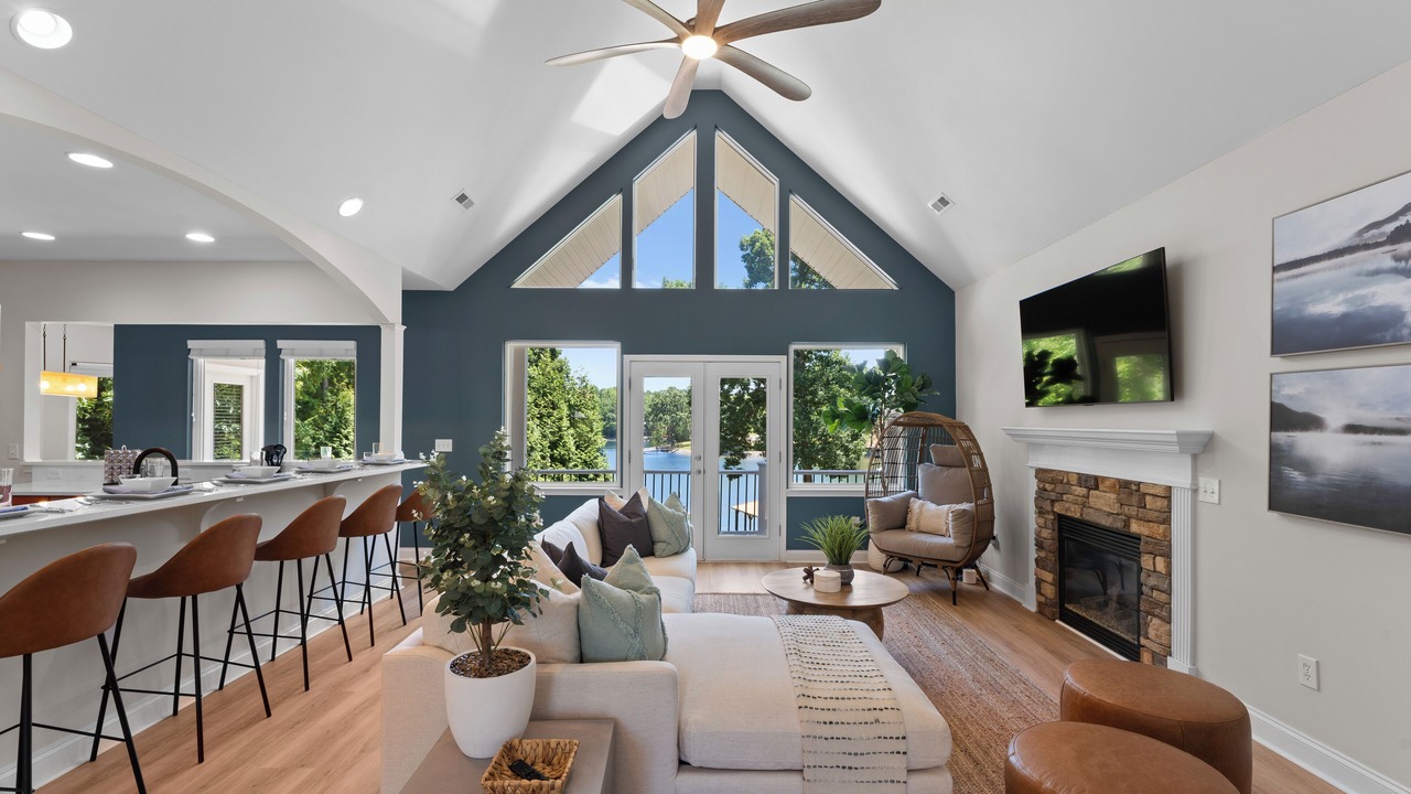 Photo of Livingroom in Mooresville