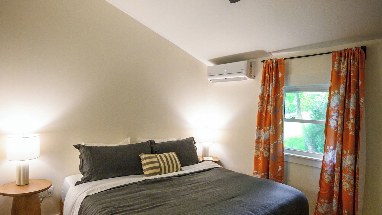 Photo of Bedroom in Mars Hill
