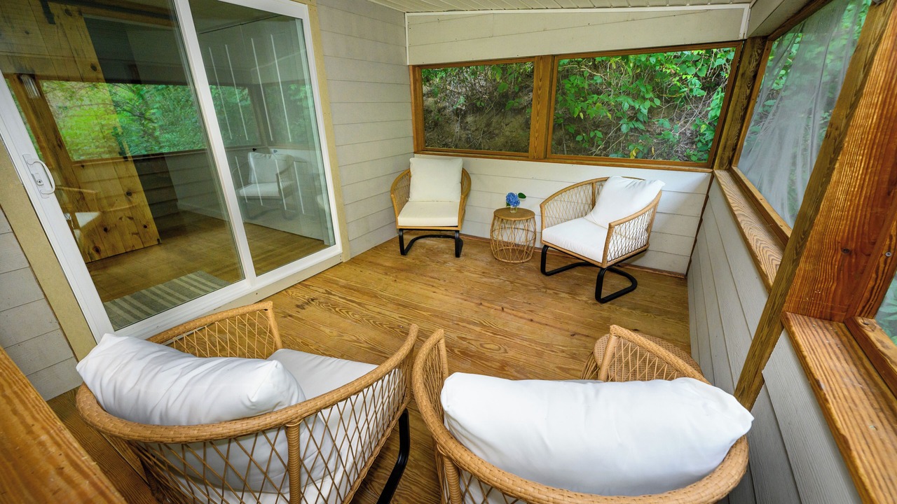 Photo of Patio Balcony in Mars Hill