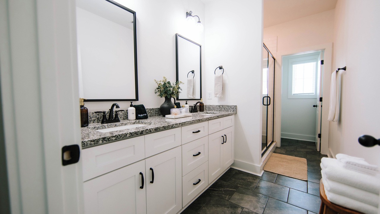 Photo of Bathroom in Auburn