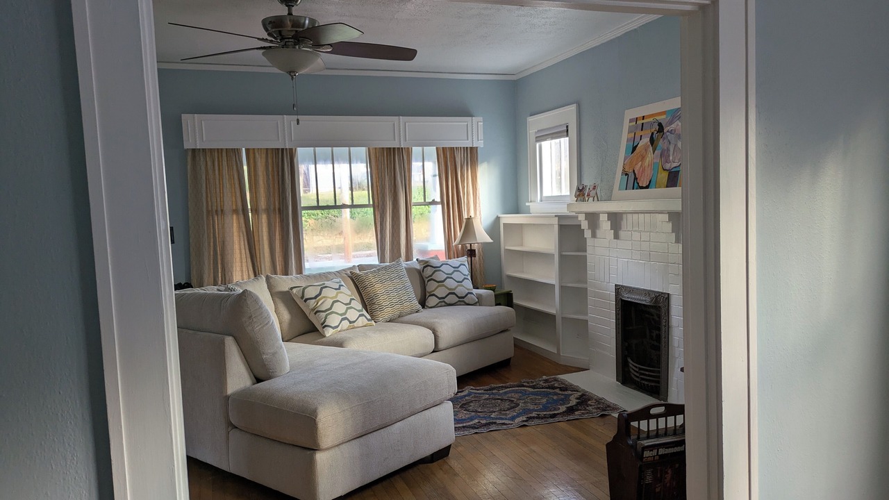 Photo of Livingroom in Falconhurst