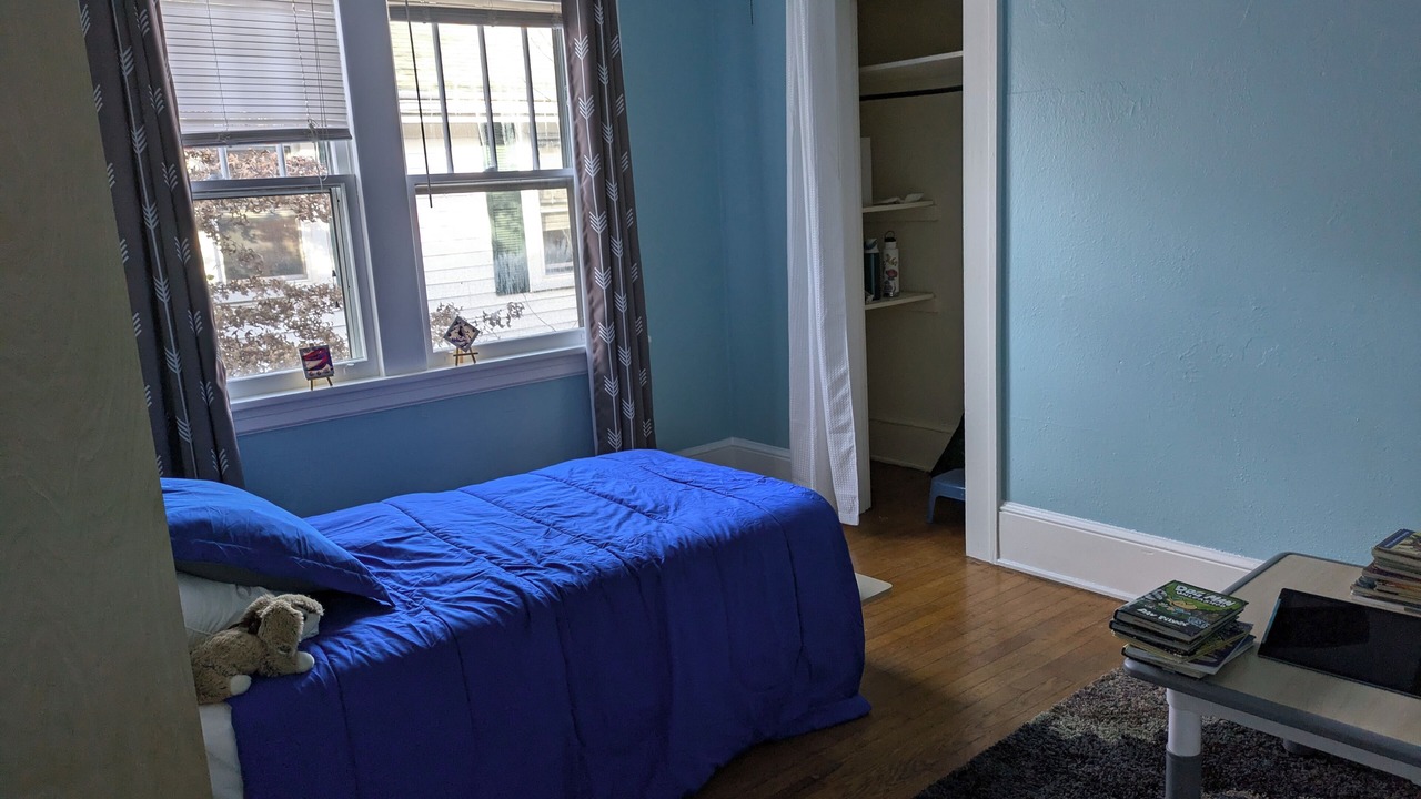 Photo of Bedroom in Falconhurst