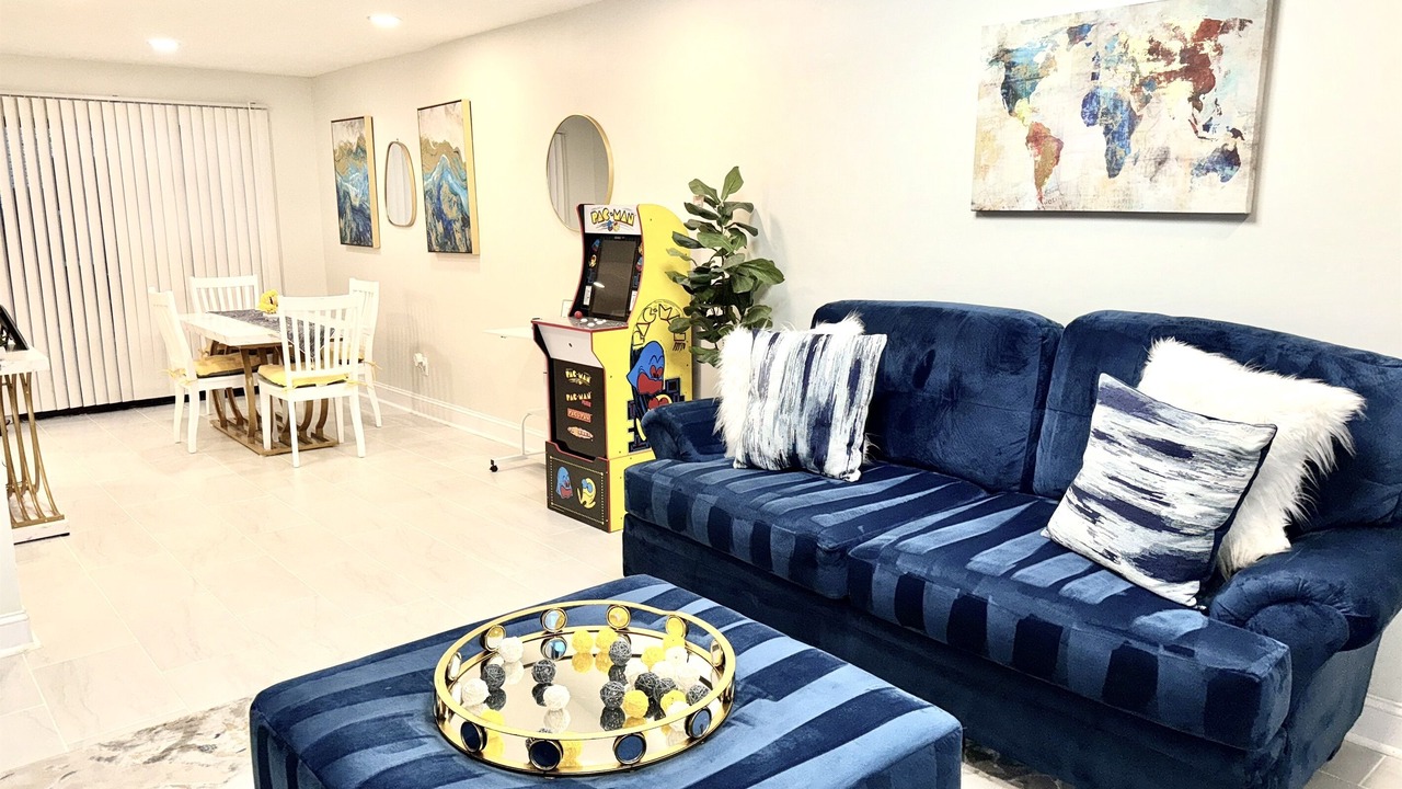 Photo of Livingroom in Forest Park