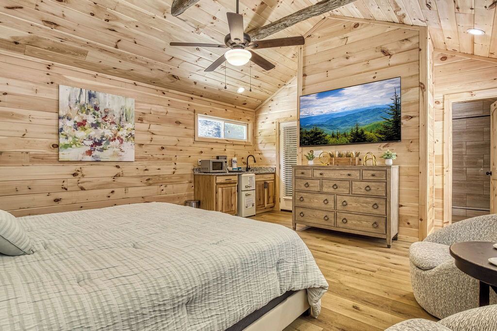 Photo of Bedroom in Cosby