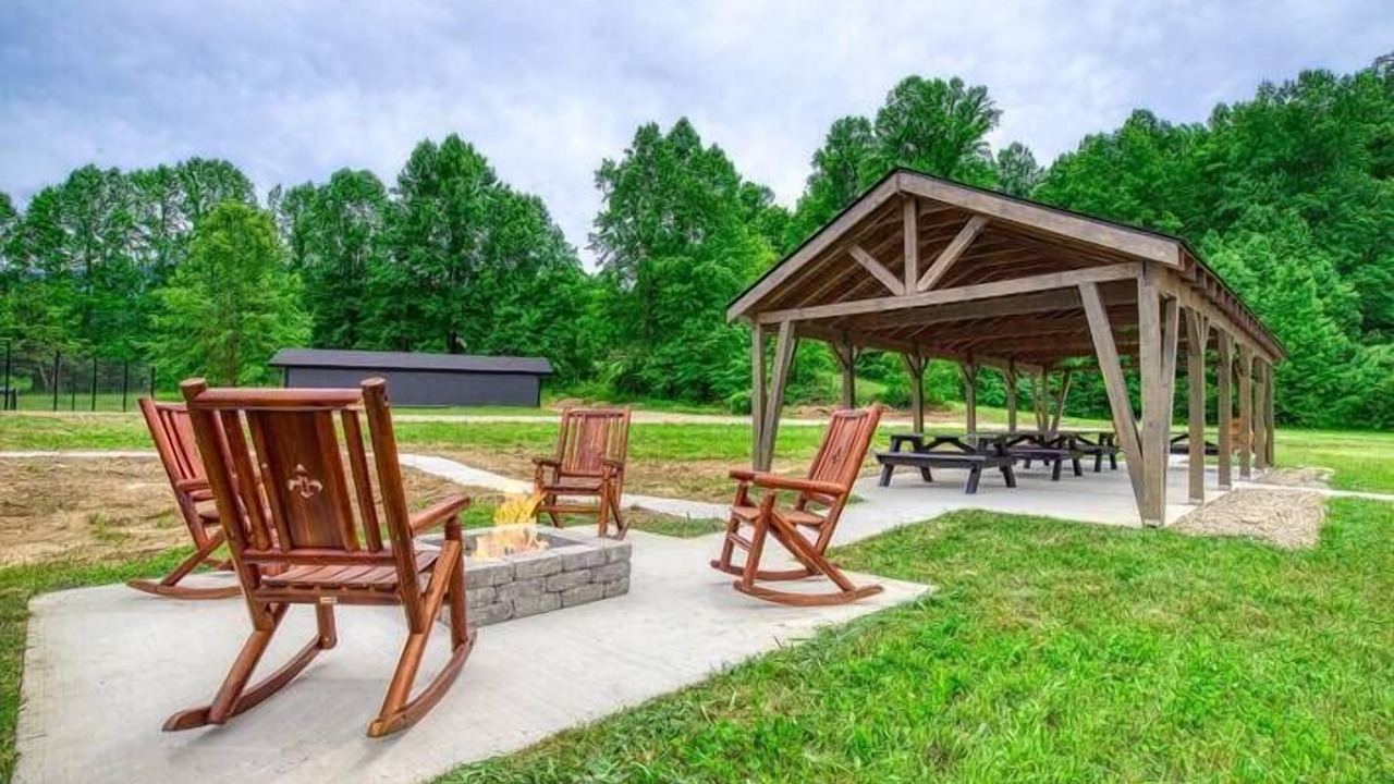 Photo of Outdoor in Cosby