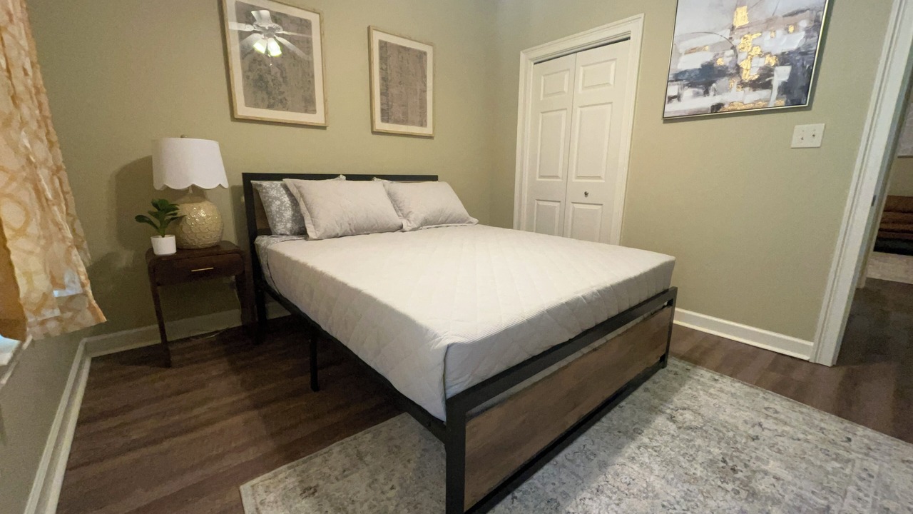 Photo of Bedroom in Lake Park