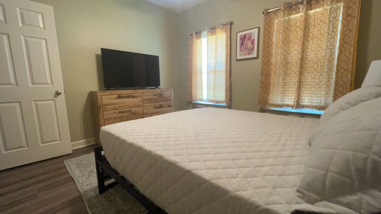 Photo of Bedroom in Lake Park