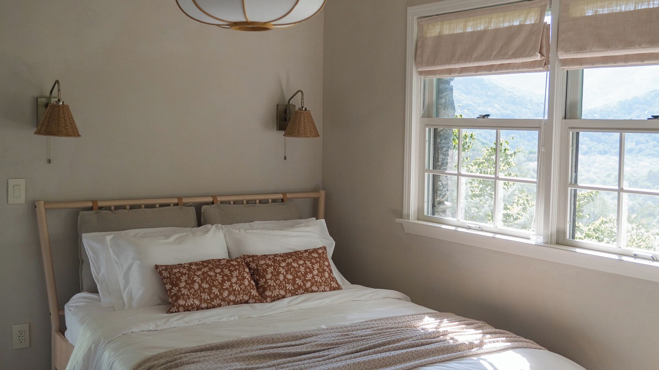 Photo of Bedroom in Maggie Valley