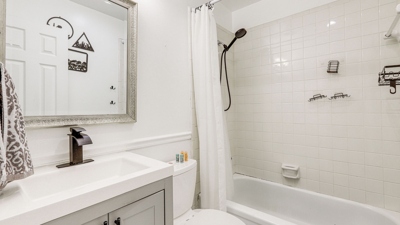 Photo of Bathroom in Church Street
