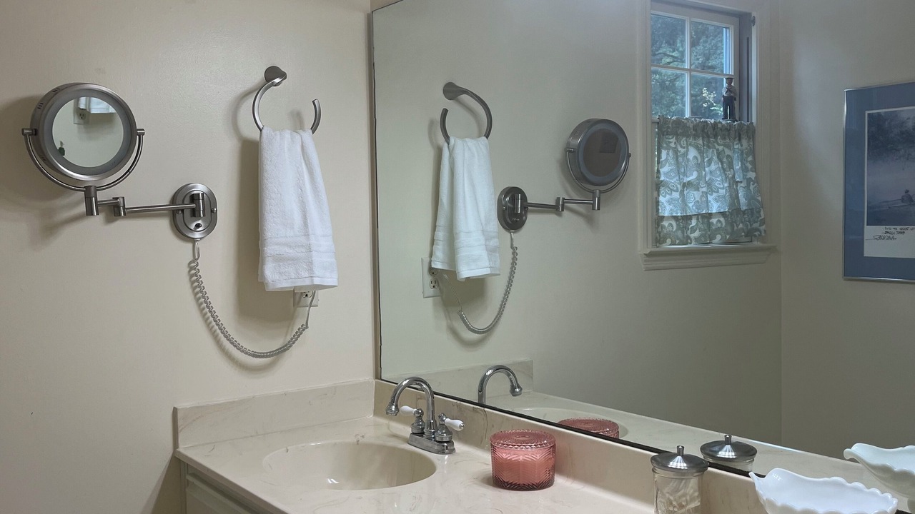 Photo of Bathroom in St. Marys