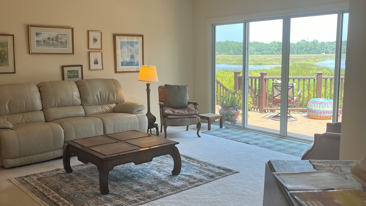 Photo of Livingroom in St. Marys