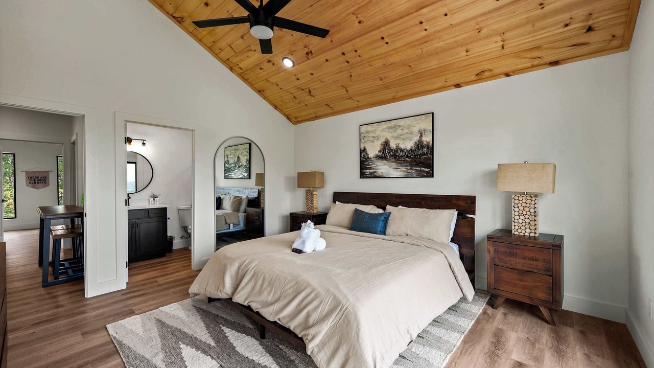 Photo of Bedroom in Sevierville