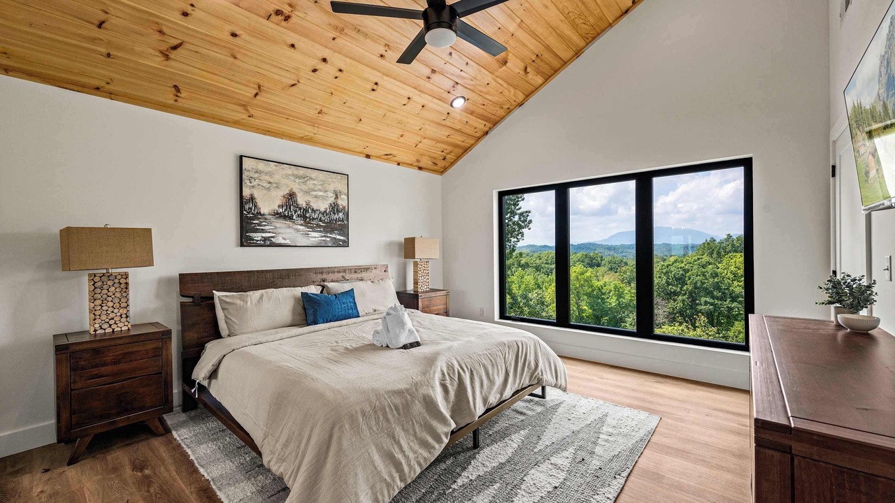 Photo of Bedroom in Sevierville