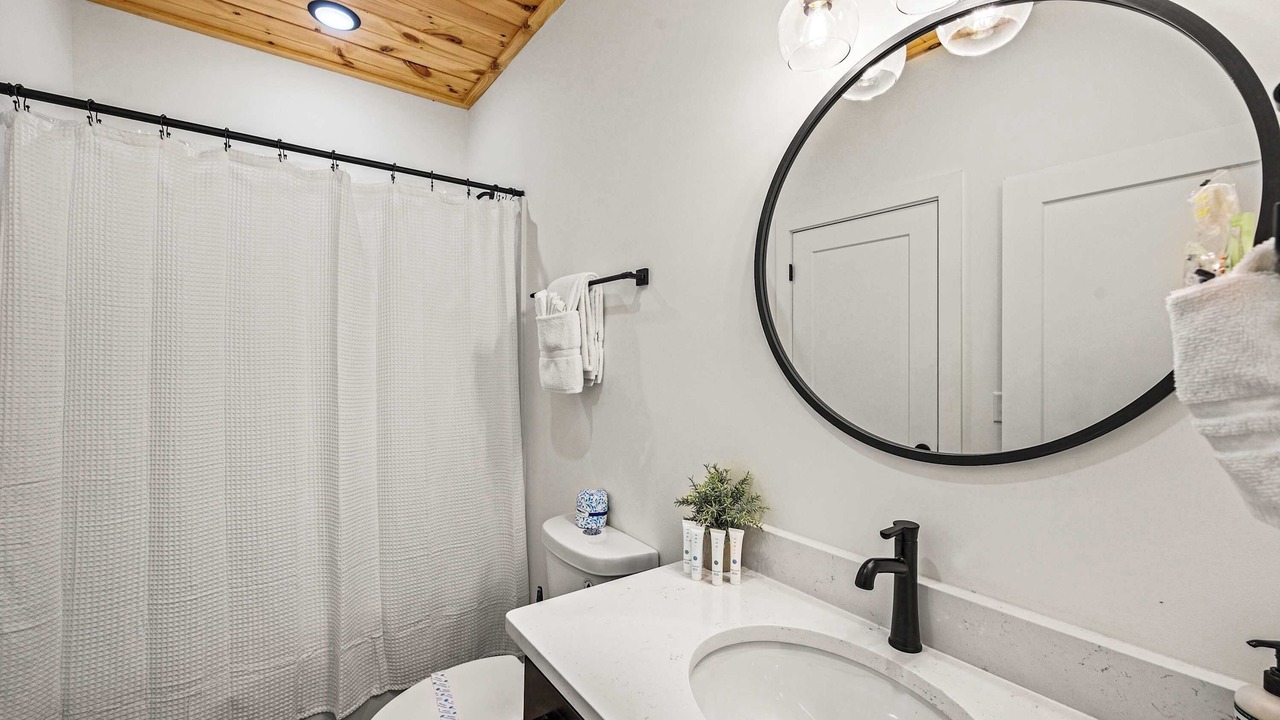 Photo of Bathroom in Sevierville